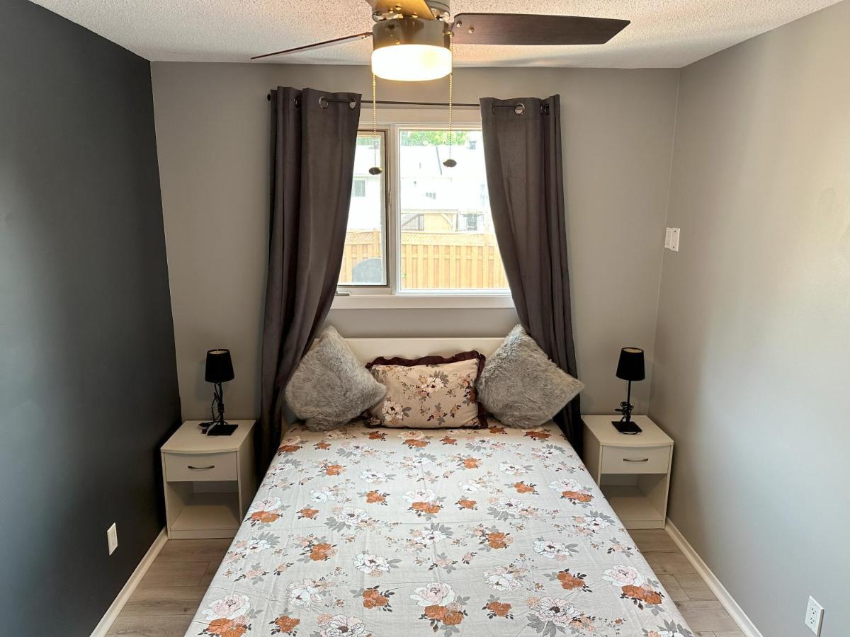 Castlerooms Homestay Ottawa Bagian luar foto